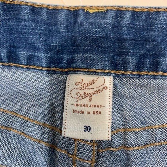 True Religion Joey Flare Medium Wash Denim Jeans Mid Rise Raw Hem Sz 30 - Picture 9 of 10